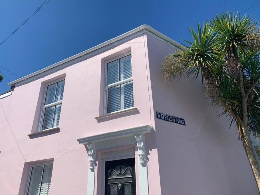 Luxurious Cottage In The Heart Of Falmouth Exterior foto